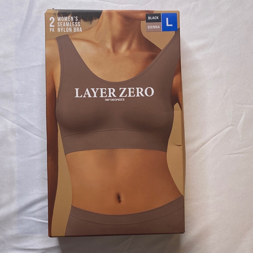 Seamless Nylon Bra -‎ Black and Sienna